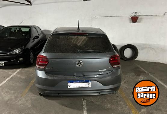 Autos - Volkswagen Polo 2021 Nafta 24600Km - En Venta