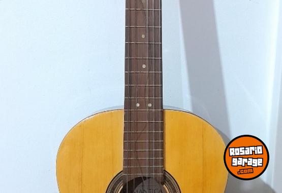 Instrumentos Musicales - Guitarra criolla excelente estado - En Venta