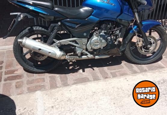 Motos - Bajaj Rouser F220 2016 Nafta 49000Km - En Venta