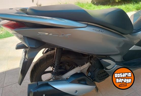 Motos - Honda Pcx elite nmx like cygnus 2019 Nafta 11500Km - En Venta