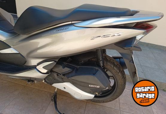 Motos - Honda Pcx elite nmx like cygnus 2019 Nafta 11500Km - En Venta