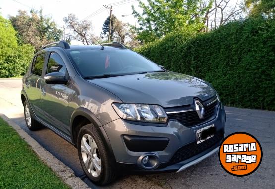 Autos - Renault Sandero stepway previlege 2015 Nafta 140000Km - En Venta