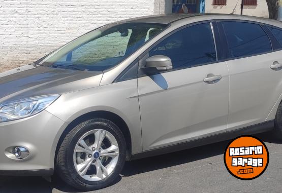 Autos - Ford FOCUS SE 2.0 2014 Nafta 117000Km - En Venta