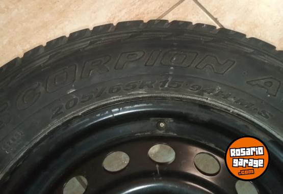 Accesorios para Autos - Cubierta Scorpion 205/65 R15 - En Venta