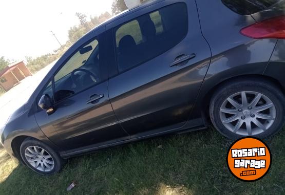 Autos - Peugeot 308 hdi 2014 Diesel 180Km - En Venta