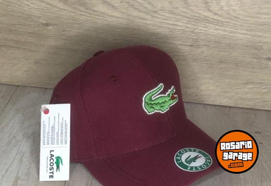 Indumentaria - Rioneras, grandes morrales, gorras consultar precio. - En Venta