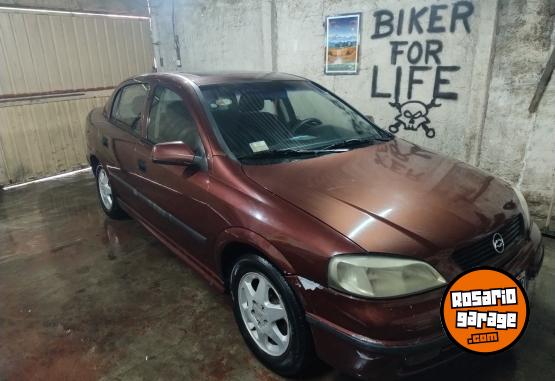 Autos - Chevrolet Astra 1999 GNC 218000Km - En Venta