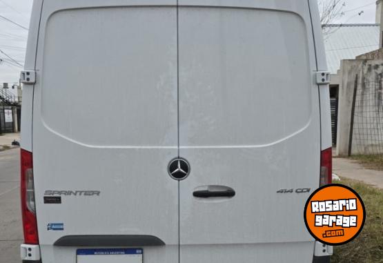 Utilitarios - Mercedes Benz Sprinter 414 CDI Furgn 2024 Diesel 4000Km - En Venta