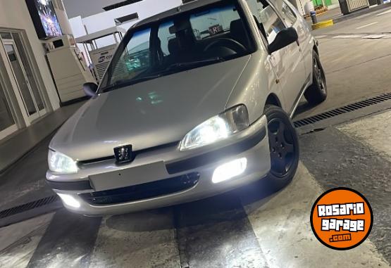 Autos - Peugeot 106 1998 Nafta 200000Km - En Venta