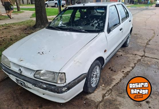 Autos - Renault R19 RN BIC 1994 GNC 111111Km - En Venta