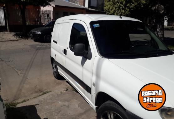 Utilitarios - Peugeot partner 2005 Diesel 65000Km - En Venta