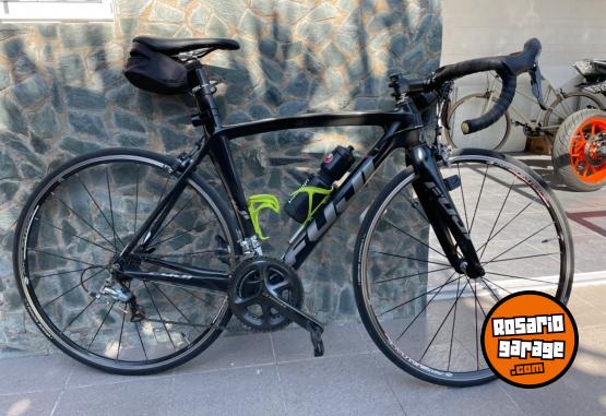 Deportes - BICICLETA FUJI RUTA TALLE 52 - En Venta