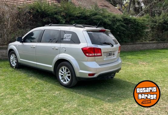 Camionetas - Dodge JOURNEY 2014 Nafta 110000Km - En Venta