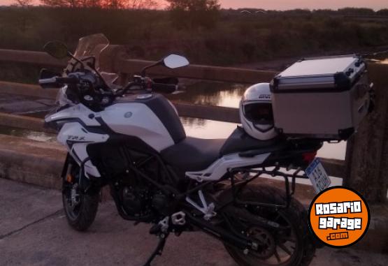 Motos - Benelli Touring 2022 Nafta 4300Km - En Venta