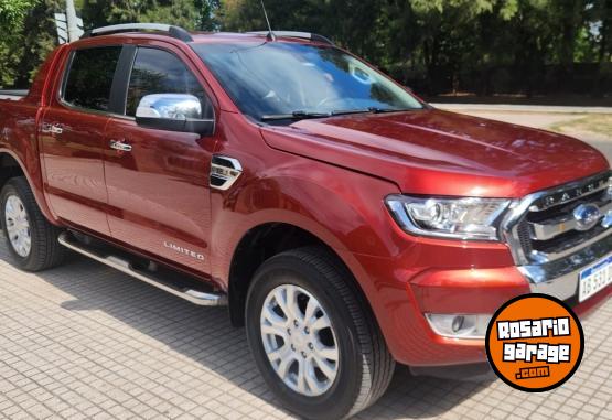 Camionetas - Ford Ranger hilux amarok 2017 Diesel 90000Km - En Venta