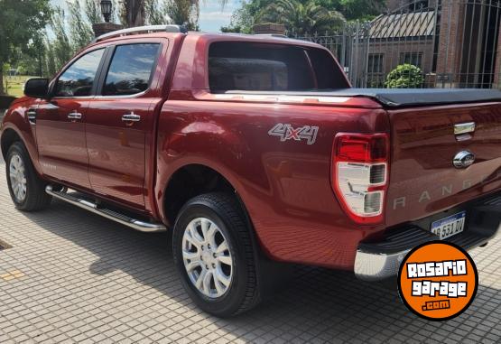 Camionetas - Ford Ranger hilux amarok 2017 Diesel 90000Km - En Venta