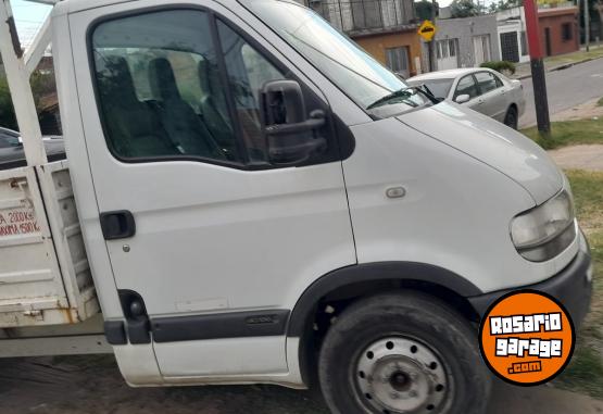 Utilitarios - Renault Master 2009 Diesel 180000Km - En Venta