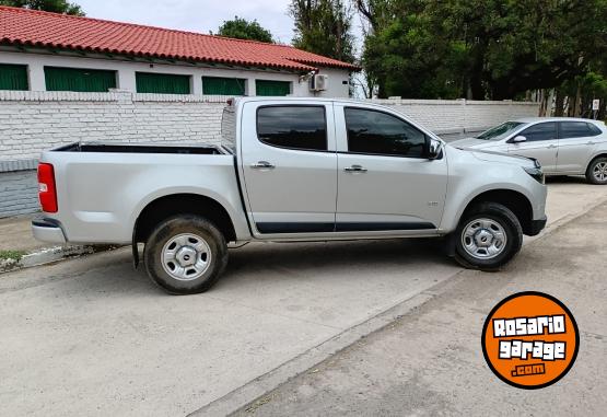 Camionetas - Chevrolet S10 LS Doble cabina 2021 Diesel 25000Km - En Venta