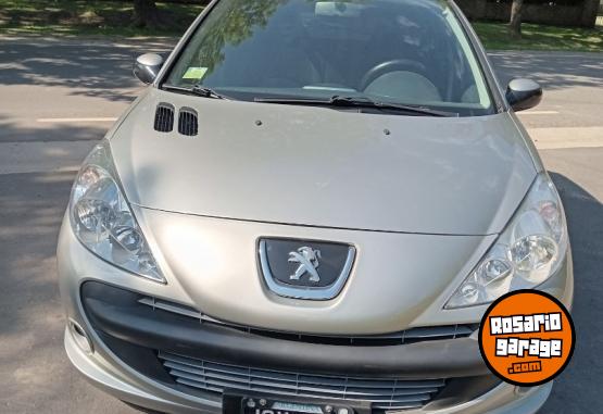 Autos - Peugeot 207 XT. 19 2010 Diesel 97000Km - En Venta