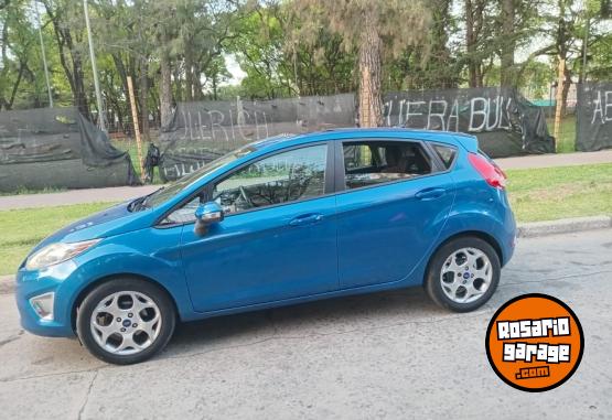 Autos - Ford Fiesta kinetik 2011 Nafta 130000Km - En Venta