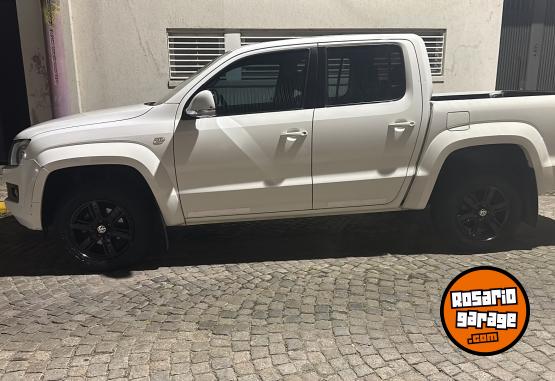 Camionetas - Volkswagen Amarok higline  4x4 2014 Diesel 140000Km - En Venta