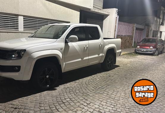 Camionetas - Volkswagen Amarok higline  4x4 2014 Diesel 140000Km - En Venta