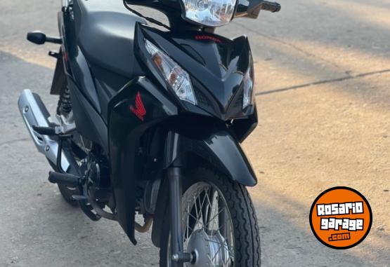 Motos - Honda Wave S 2023 Nafta 5500Km - En Venta