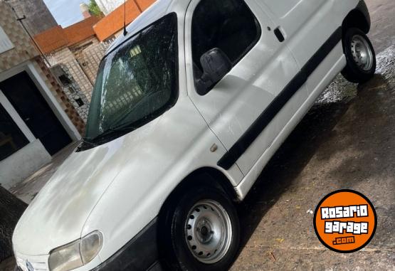 Utilitarios - Citroen Berlingo 2010 Diesel 240000Km - En Venta