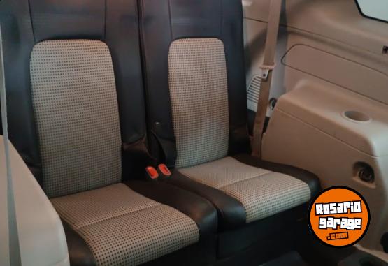 Camionetas - Chevrolet Captiva 2012 GNC  - En Venta