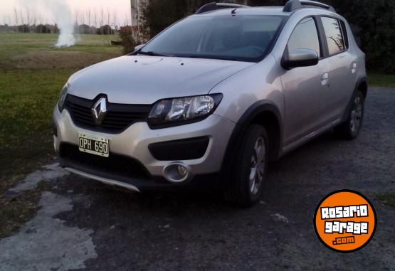 Autos - Renault Sandero StepWay 2015 GNC 220000Km - En Venta