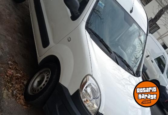 Utilitarios - Renault Kangoo 2016 Nafta 100000Km - En Venta