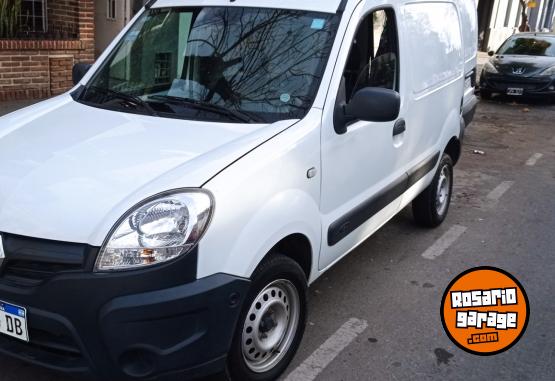 Utilitarios - Renault Kangoo 2016 Nafta 100000Km - En Venta