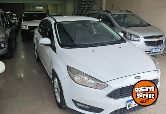 Autos - Ford FOCUS 2017 Nafta 67000Km - En Venta