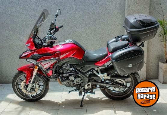 Motos - Benelli TRK 251 2020 Nafta 6642Km - En Venta