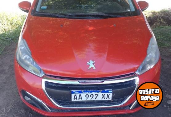 Autos - Peugeot 208 feline 2017 Nafta 114000Km - En Venta