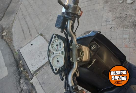 Motos - Kymco AGILITY NAKED 2018 Nafta 7000Km - En Venta