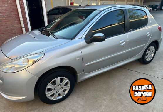 Autos - Peugeot 207 xr 2013 GNC 120000Km - En Venta