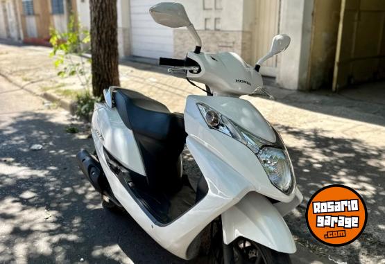 Motos - Honda Elite 125 2017 Nafta 13100Km - En Venta