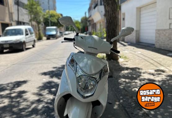 Motos - Honda Elite 125 2017 Nafta 13100Km - En Venta