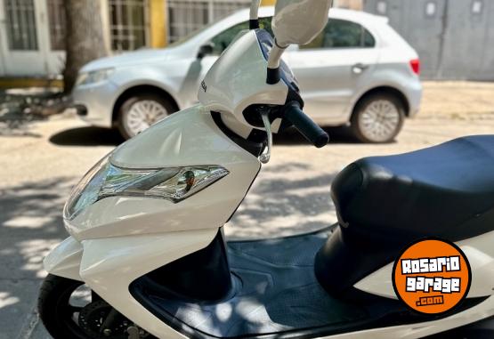 Motos - Honda Elite 125 2017 Nafta 13100Km - En Venta