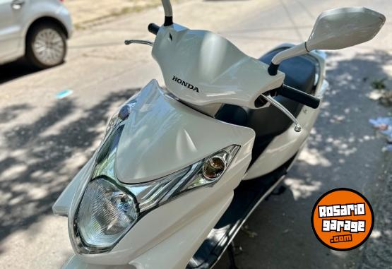 Motos - Honda Elite 125 2017 Nafta 13100Km - En Venta