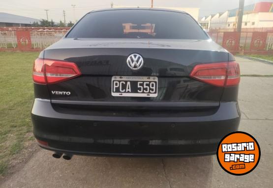 Autos - Volkswagen Vento Luxury Tiptronic 2015 Nafta 140000Km - En Venta