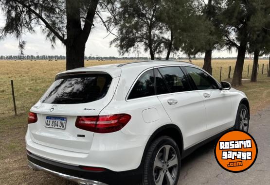 Camionetas - Mercedes Benz Glc 300 2017 Nafta 74000Km - En Venta