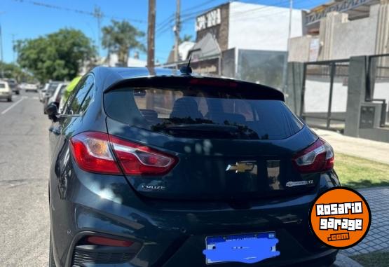 Autos - Chevrolet Cruze ltz 5 puertas 2019 Nafta 117000Km - En Venta