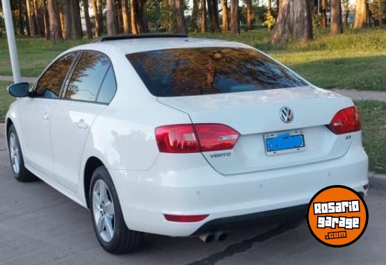 Autos - Volkswagen VENTO 2.5 MT LUXURY 2013 Nafta 98000Km - En Venta