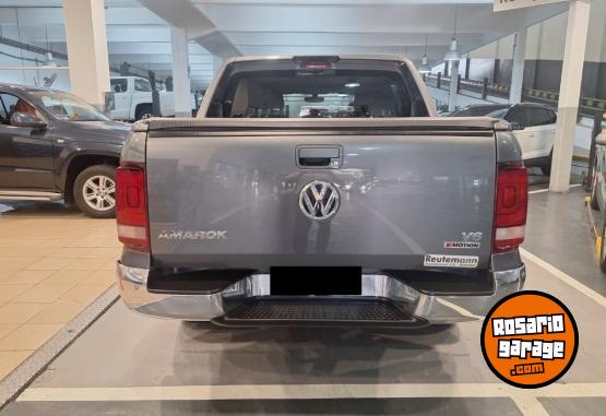 Camionetas - Volkswagen AMAROK V6 EXTREME 258CV 2021 Diesel 83000Km - En Venta