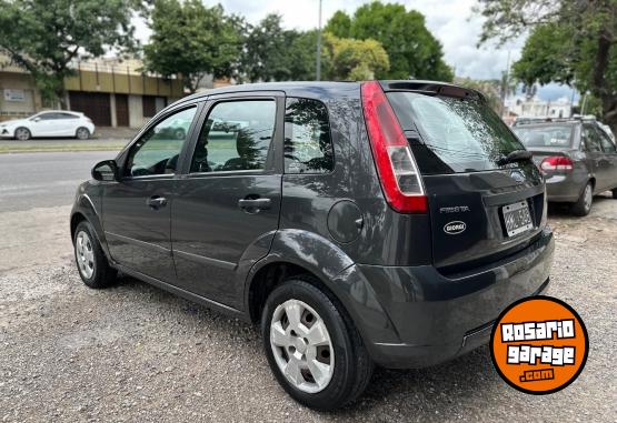 Autos - Ford Fiesta 2008 Nafta 165000Km - En Venta