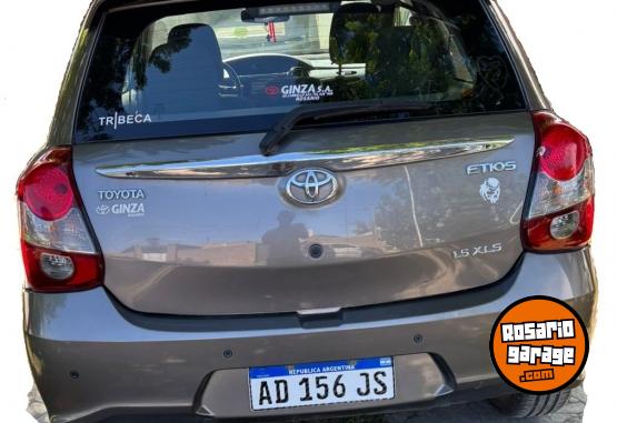 Autos - Toyota ETIOS XLS 2018 Nafta 99500Km - En Venta