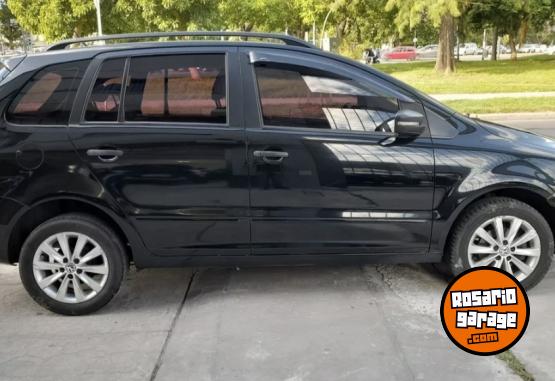 Autos - Volkswagen Suran trendline permuto 2012 Nafta 138000Km - En Venta