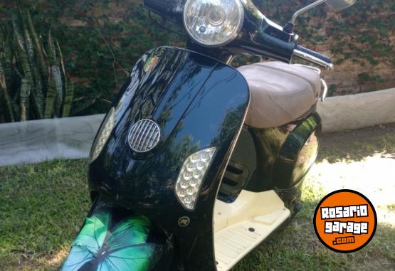 Motos - Motomel strato euro 2015 Nafta 16400Km - En Venta